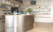 Assessing the quality of a beauty salon
