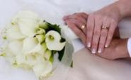 Picking flowers for your wedding